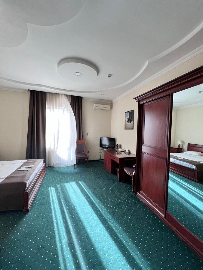 Grand Nur Hotel Taşkent Dış mekan fotoğraf